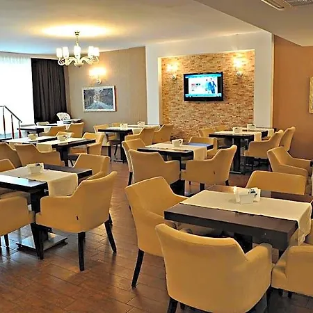 Palace Szálloda 4*