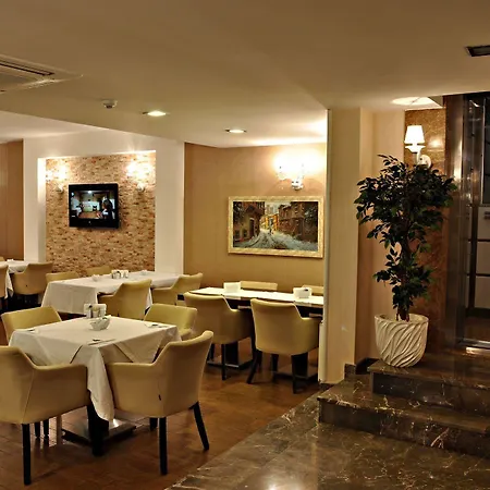 Palace Otel 4*
